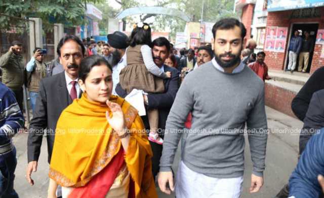 aparna yadav files nomination
