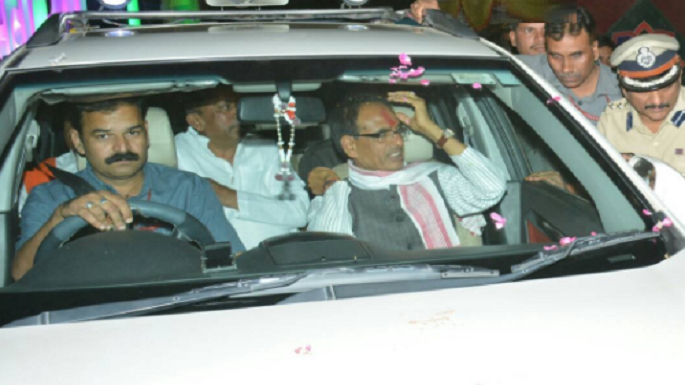 shivraj singh chauhan red beacon
