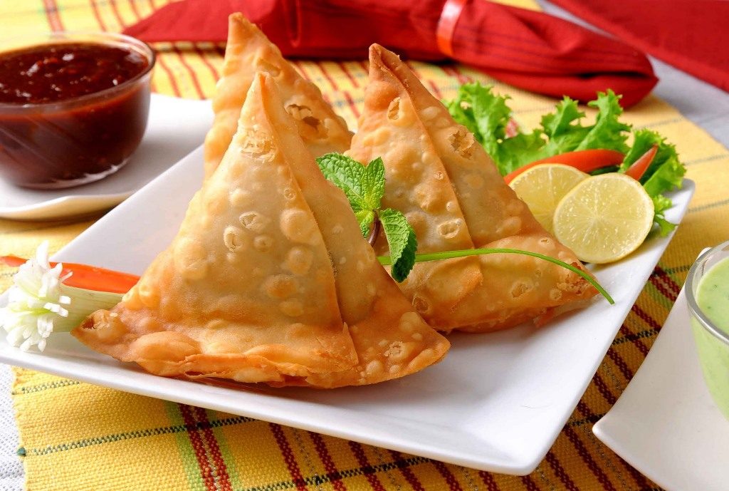 This monsoon avoid these food items!