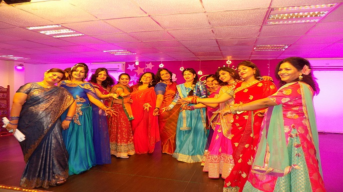 'Dazzling Divas'
