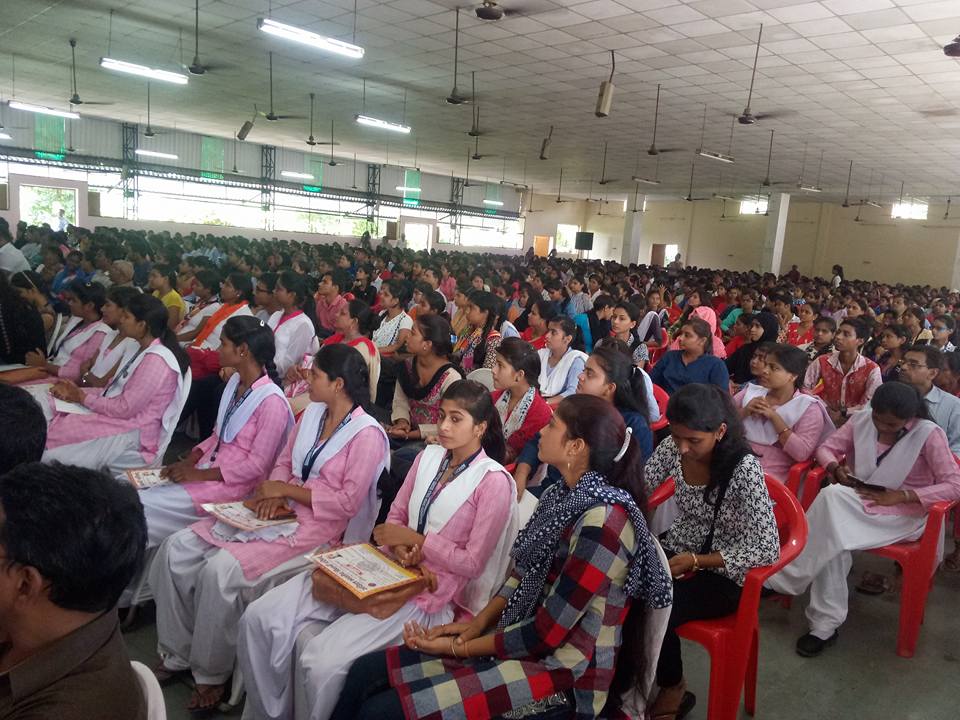ABVP honors 2000 Geniuses