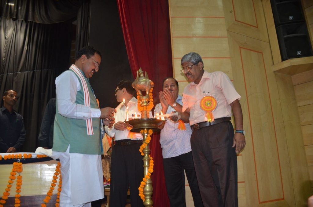 keshav prasad maurya celebrate engineers day in pwd office lucknow 