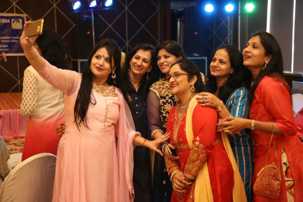 Pre-Karva Party: Dance Masti Selfie