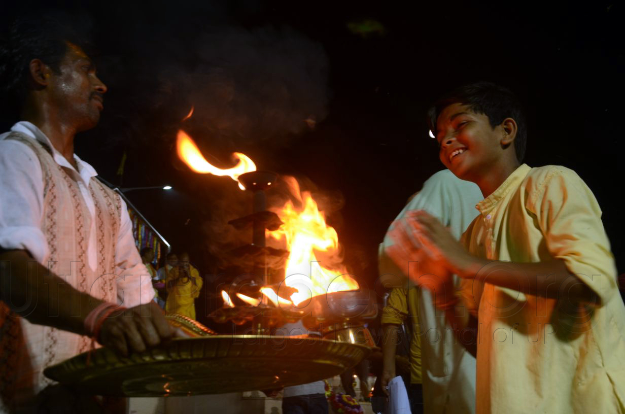 Maa Gomti Maha Aarti