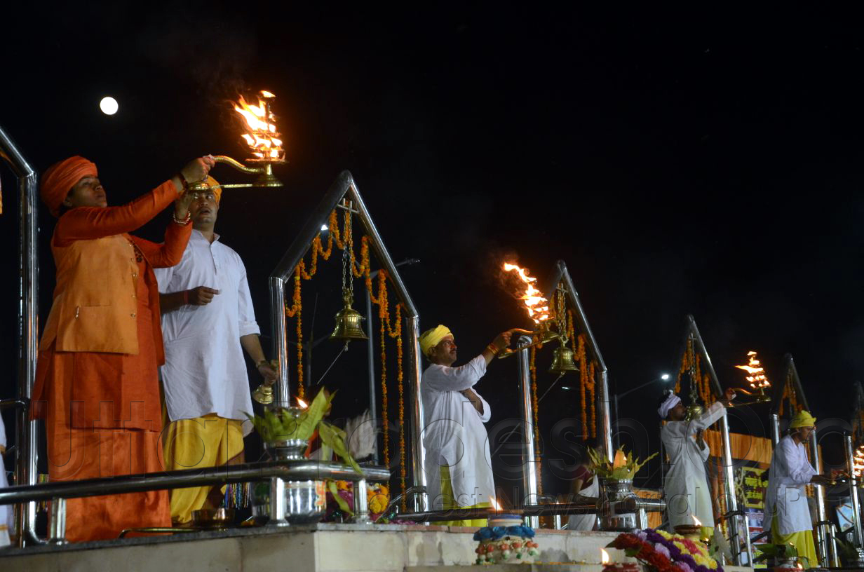 Maa Gomti Maha Aarti
