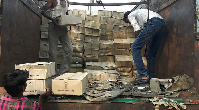 up stf arrested smuggler