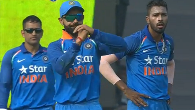 dhoni told virat take DRS