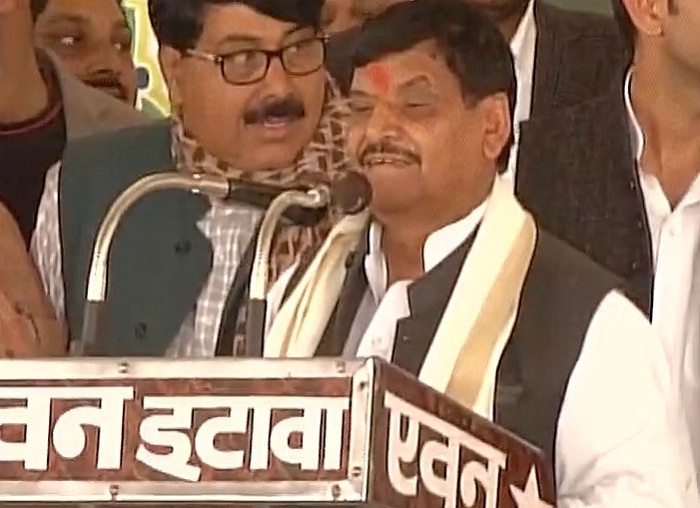 shivpal singh addressed public meeting