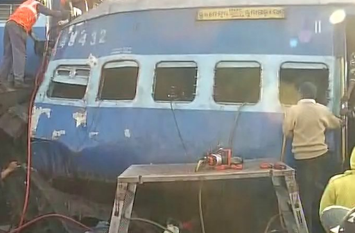 Heerakhand Express derailed