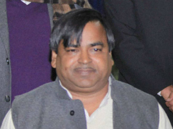 supreme court rejects gayatri prajapati plea