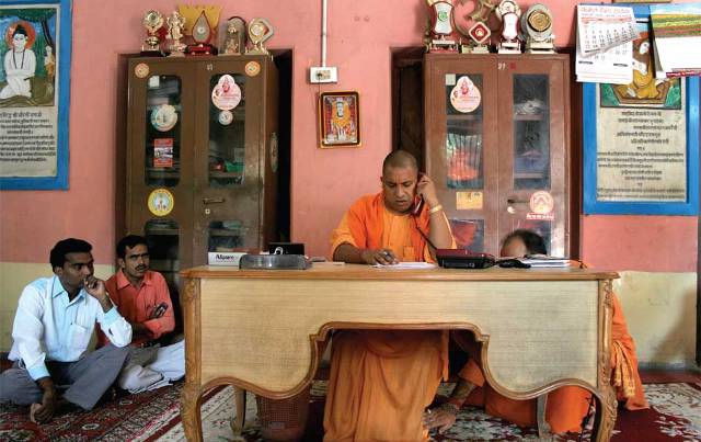 adityanath gorkhnath mandir visit
