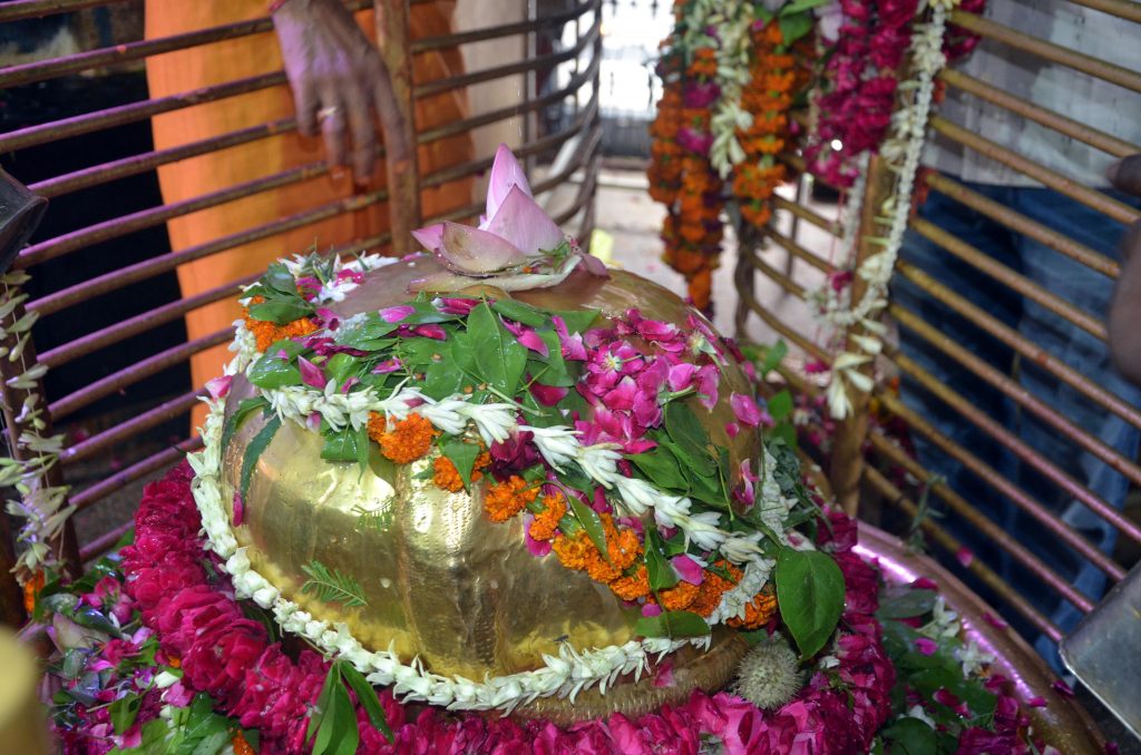 mankameshwar mandir lucknow