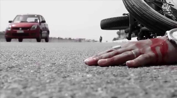 4 people died while 3 injured in road accident fatehpur