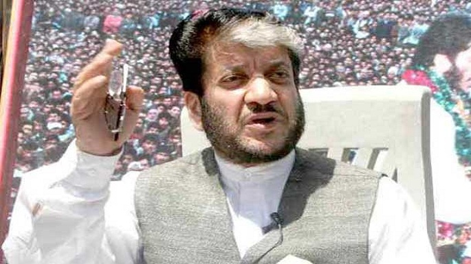 shabir shah non-bailable warrant