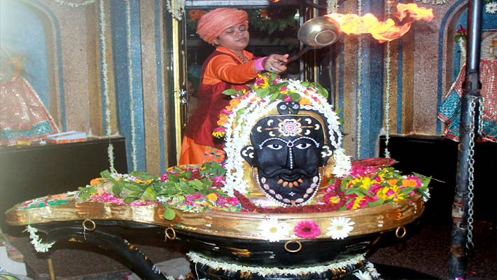 mankameshwar mandir lucknow