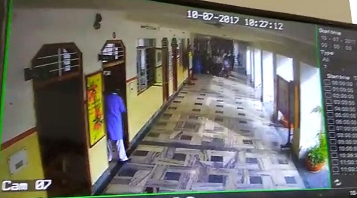 dabang beats student and teacher in public school for girls in meerut