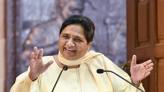 mayawati resigns