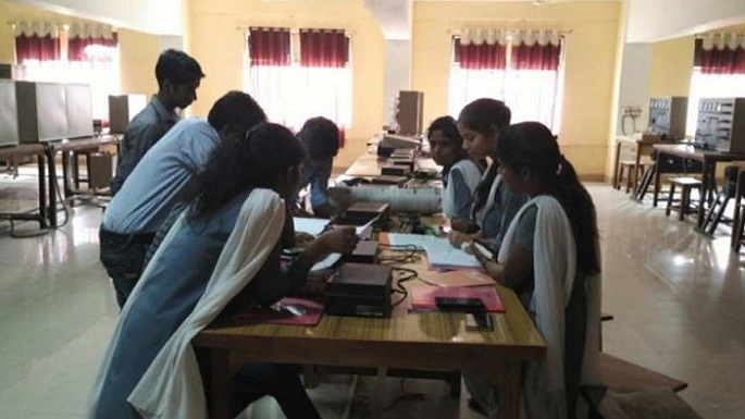 rajkiya school