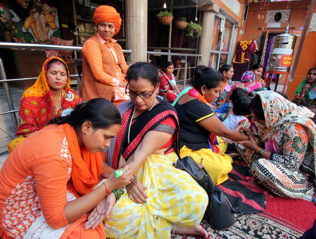 womens celebrated hartalika teej mankameshwar mandir