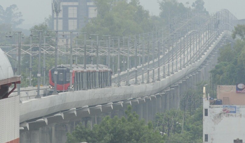 lucknow metro trial