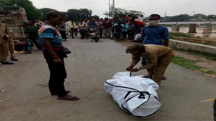 Murder in hasanganj thana lucknow