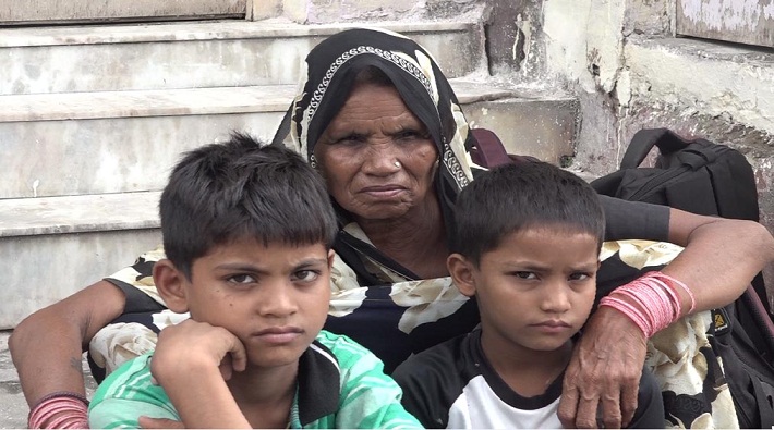children was deprived of education due to father prison in agra