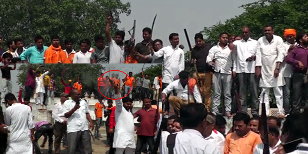 Indiscriminate firing shastra Arms pooja in agra