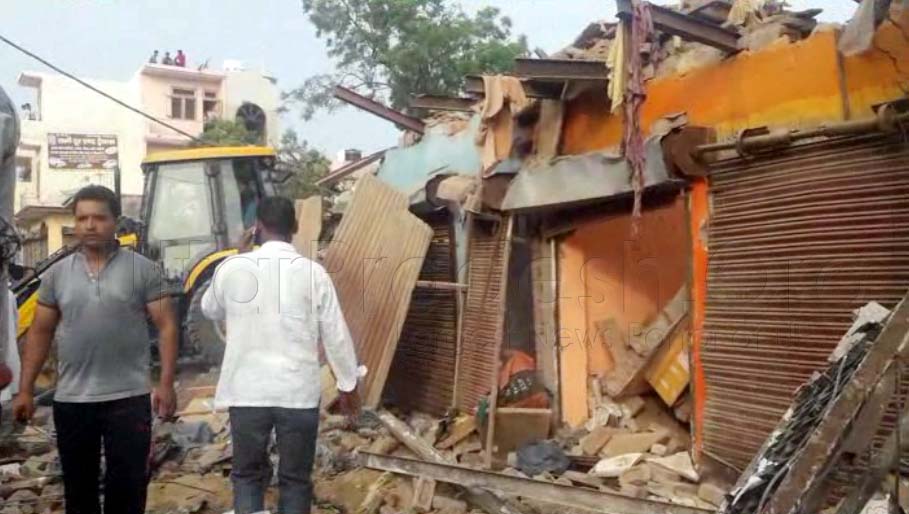 aligarh cylinder blast