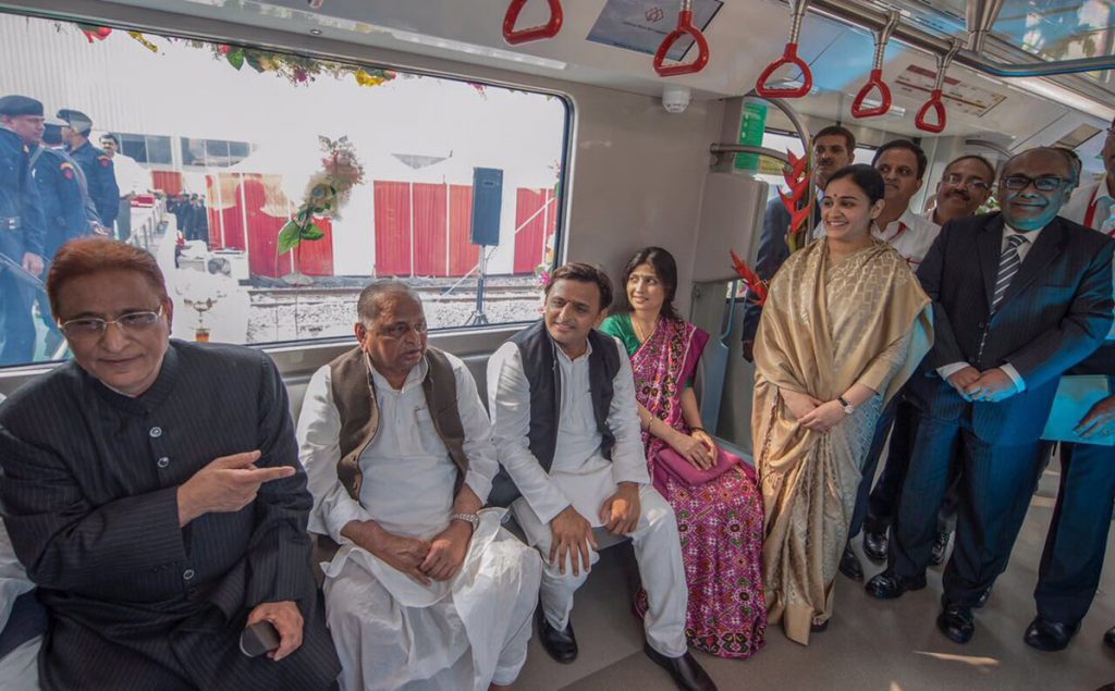 ex cm akhilesh yadav tweet