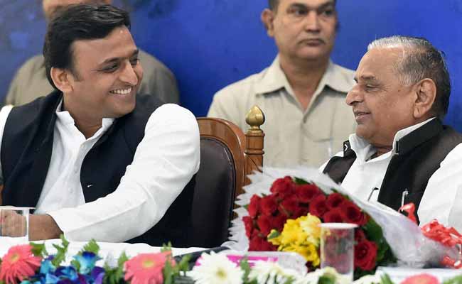 akhilesh yadav reached saifai