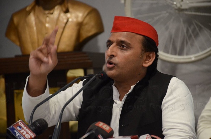 akhilesh targeted BJP
