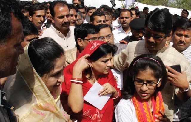 mla raja bhaiya wife