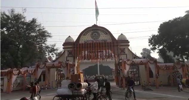 Gorakhpur- Last day of Gorakhpur Festival