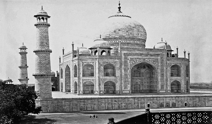 Tajmahal was becomming defective day by day