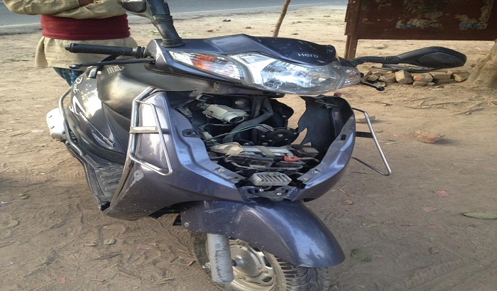 postmaster died in accident