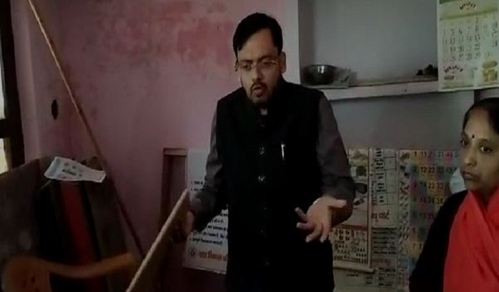 DM's raid in Anganwadi center hospital in Bulandshahr