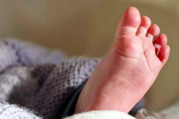 mother killed two innocent daughters
