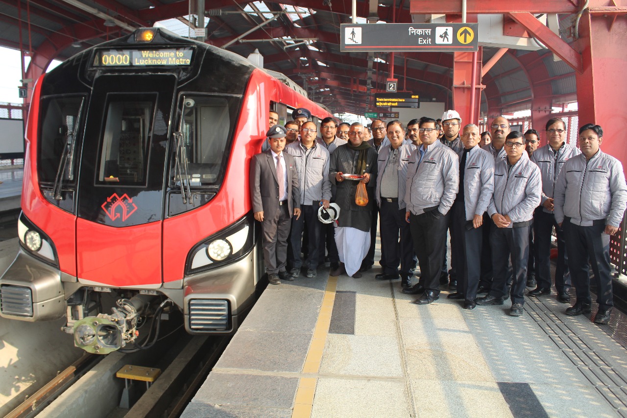 Metro officers and employees