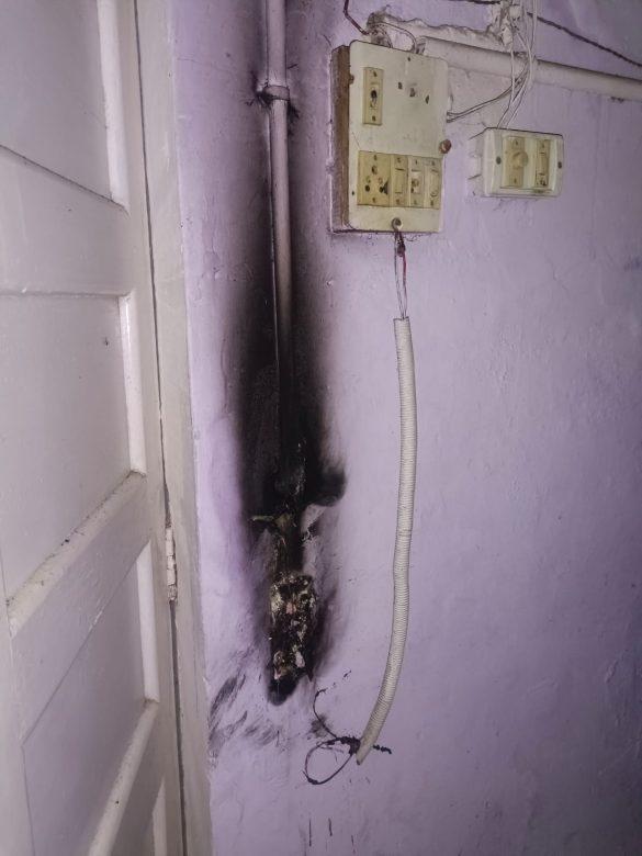 fire-broke-out-in-pihani-kotwalis-computer-room-a-big-accident-was-averted