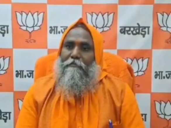 Jaydrath Urf Swami Pravaktanand Biography, Political Journey, and Career History कौन हैं जयद्रथ उर्फ स्वामी प्रवक्तानंद ? जानिए बरखेड़ा विधायक का राजनीतिक सफर